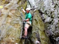 Na Slánské hoře jsou otevřeny nové lezecké cesty, vyzkoušel si je i starosta Hrabánek (Foto: Veronika Víborčíková - KL)