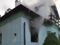 V Libochovičkách napáchal požár milionovou škodou na rodinném domě (Foto: HZS Středočeského kraje)
