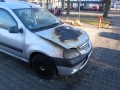 Naproti fotbalovému stadionu v Kladně hořelo auto, hasiči reagovali bleskově (Foto: HZS Středočeského kraje)