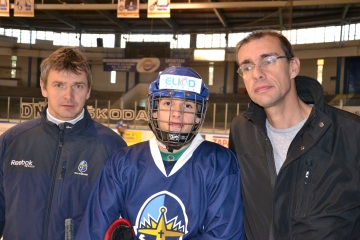 Trenér David Čermák, Štěpán a Jan Bláhovi (Foto: KL)